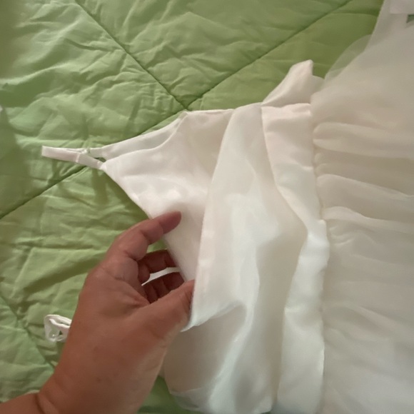 White formal/ bridesmaid - Picture 4 of 5